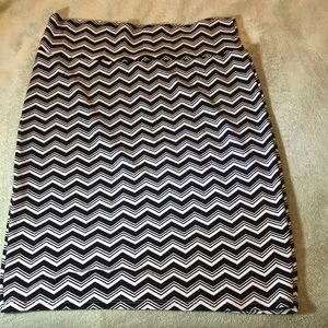 LuLaRoe Cassie pencil skirt size L